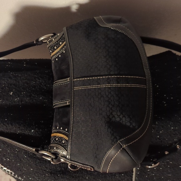 Vintage Coach Soho Bag With Removable Strap And Free Coach Wallet - Authentic - Picture 16 of 17